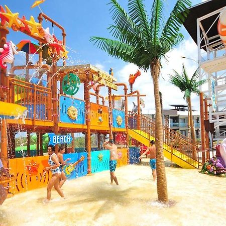 Aqua Fun Hotel At Camaya Coast Mariveles Ngoại thất bức ảnh